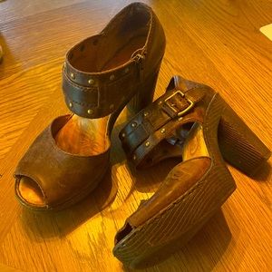 Born chunky leather heels- trendy and comfy at the same time!